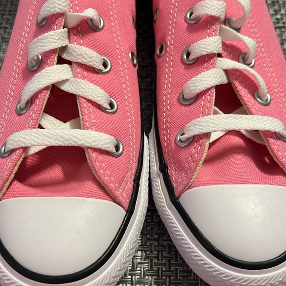 Converse Kids- Chuck Taylor® All Star® Core Ox (Little Kid)- PINK- Brand New! - Picture 2 of 4